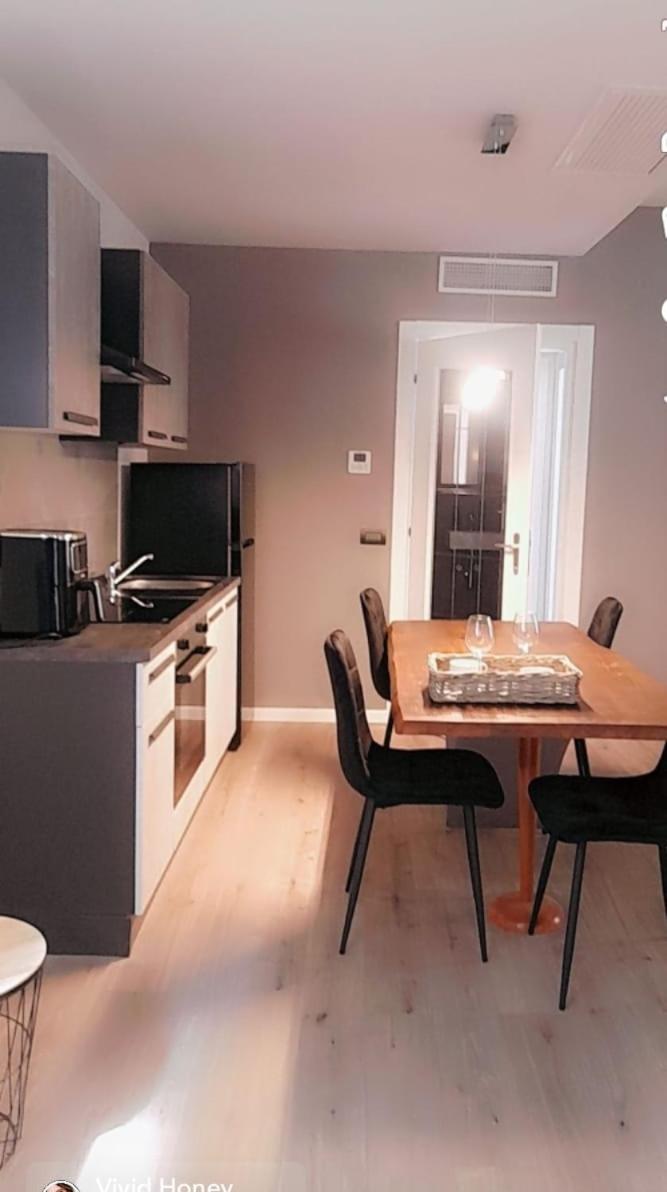 Manara 10 Apartment โกโม ภายนอก รูปภาพ