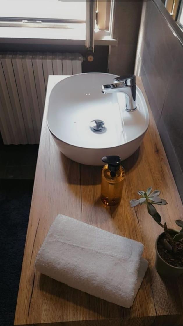 Manara 10 Apartment โกโม ภายนอก รูปภาพ