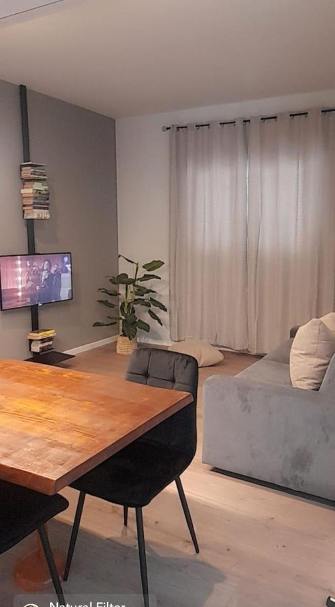 Manara 10 Apartment โกโม ภายนอก รูปภาพ