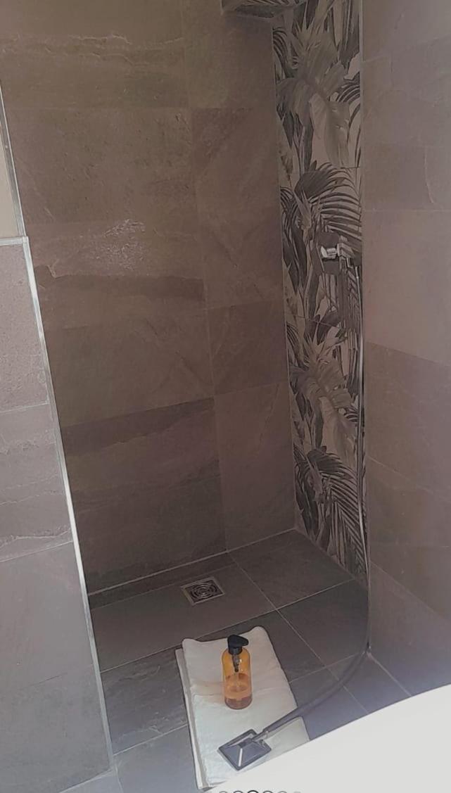 Manara 10 Apartment โกโม ภายนอก รูปภาพ